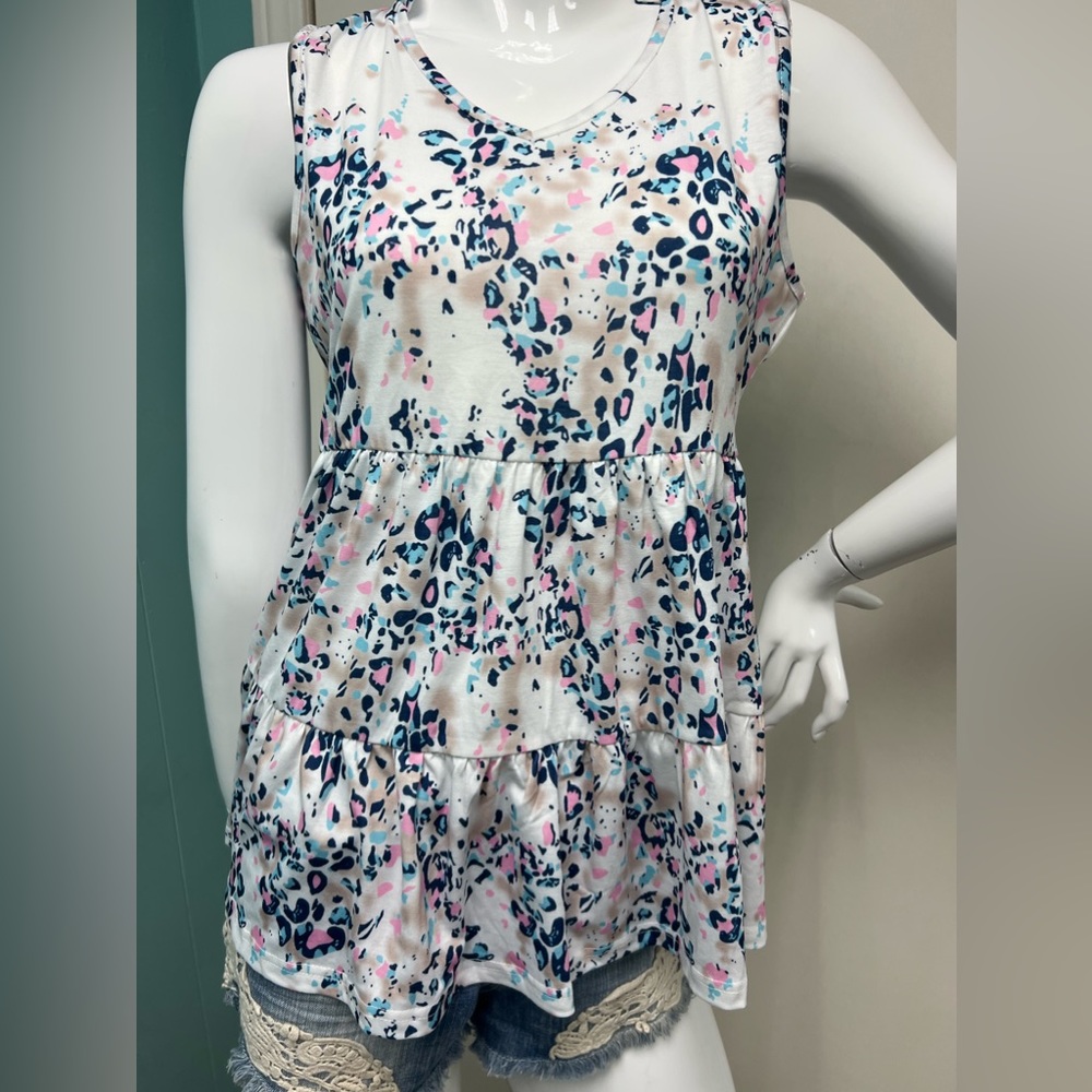 Boutique Tank NWT